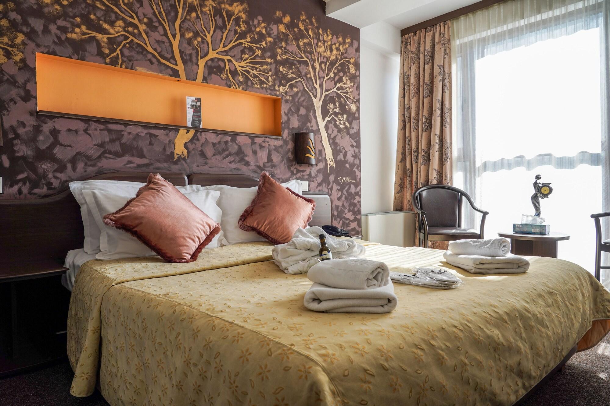 בוקרשט Hotel Razvan מראה חיצוני תמונה