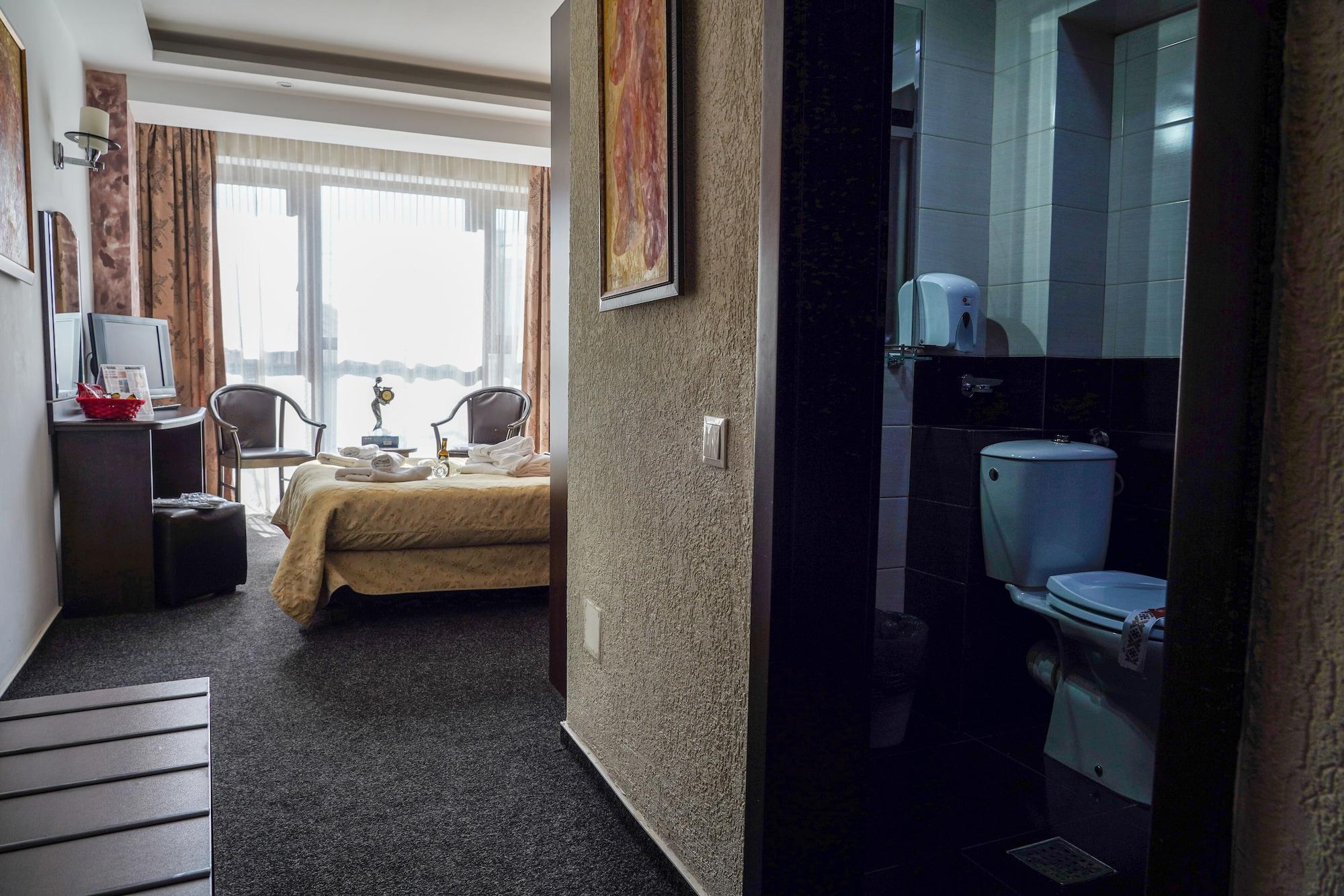 בוקרשט Hotel Razvan מראה חיצוני תמונה