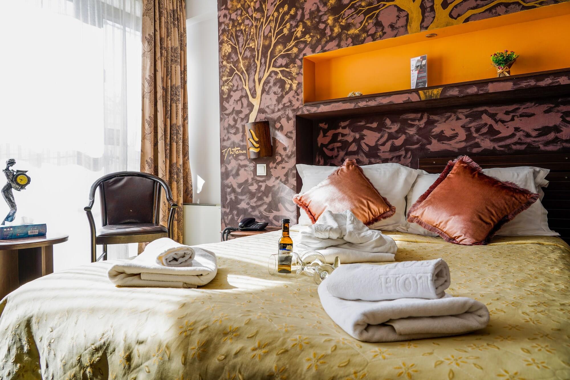 בוקרשט Hotel Razvan מראה חיצוני תמונה